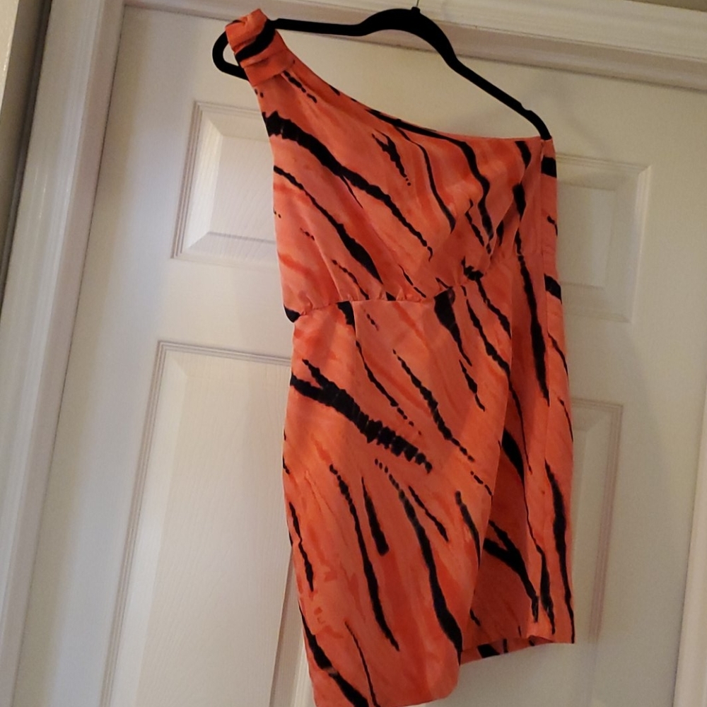 One shoulder cocktail dress